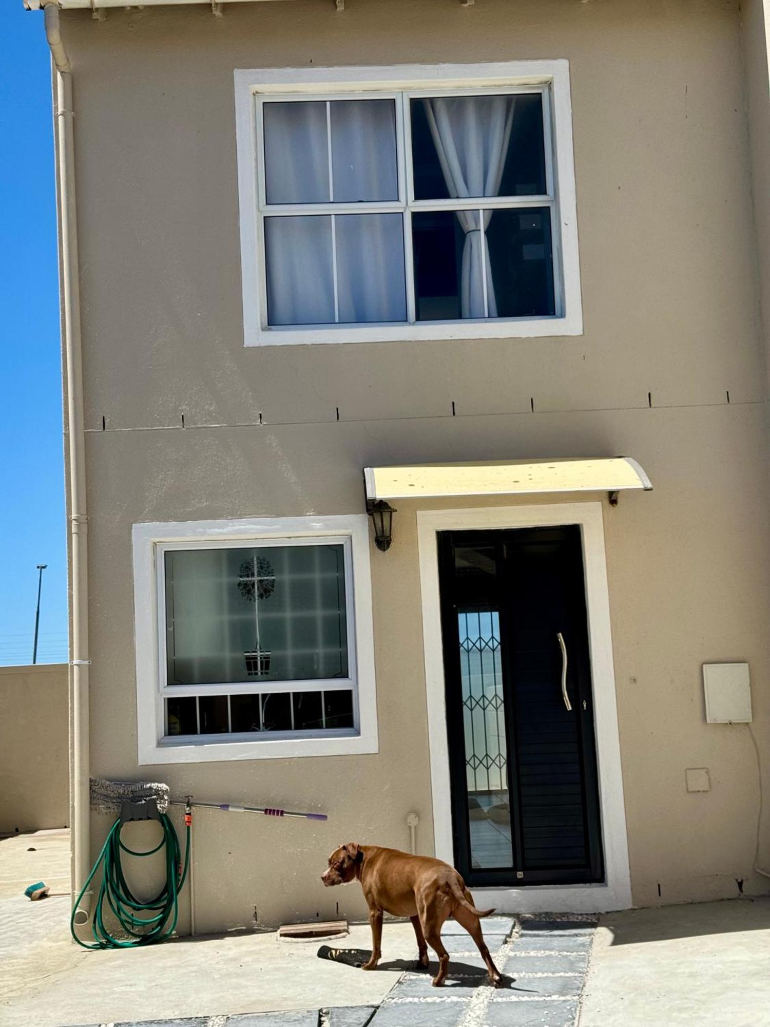 Muizenberg House Holiday home *
